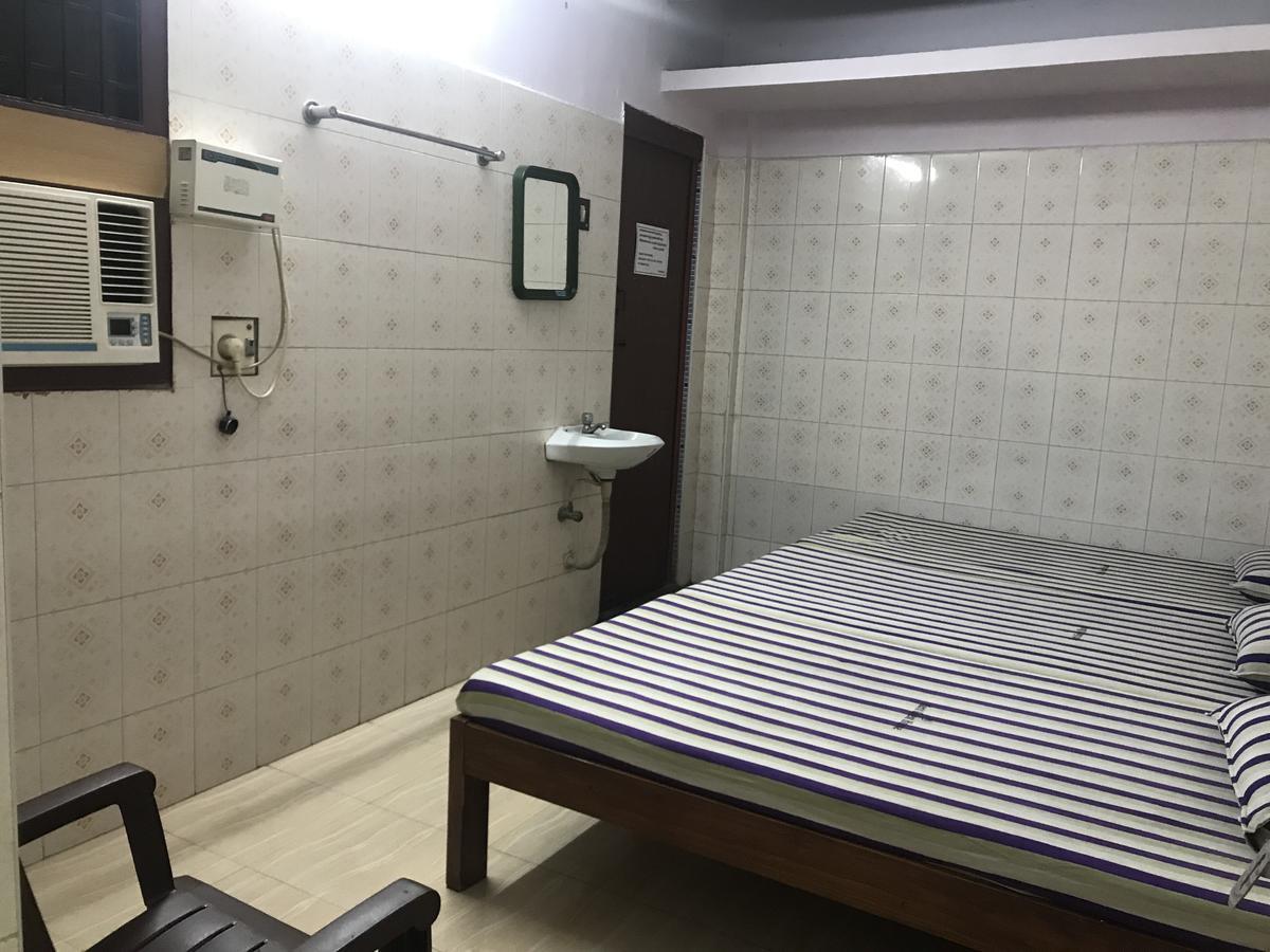 Merit Guest House Chennai Exterior foto